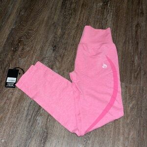 **SOLD** NWT Ryderwate Sculpt Seamless Leggings size S